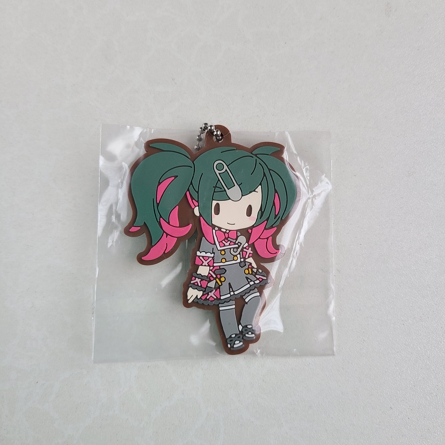 Ballchain de goma Hatsune Miku School Sekai