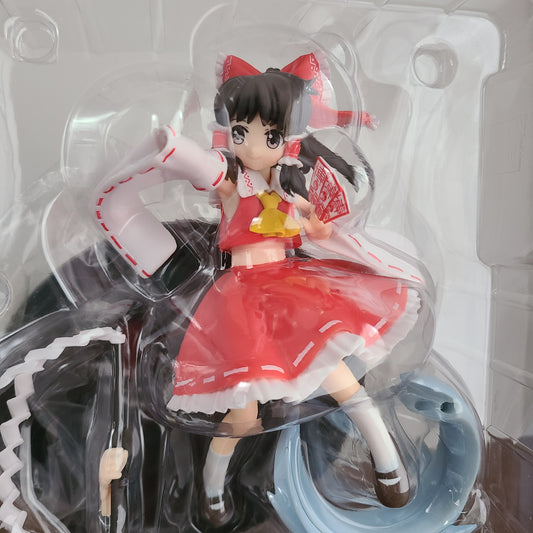 REIMU HAKUREI - PREMIUM FIGURE (SEGA)
