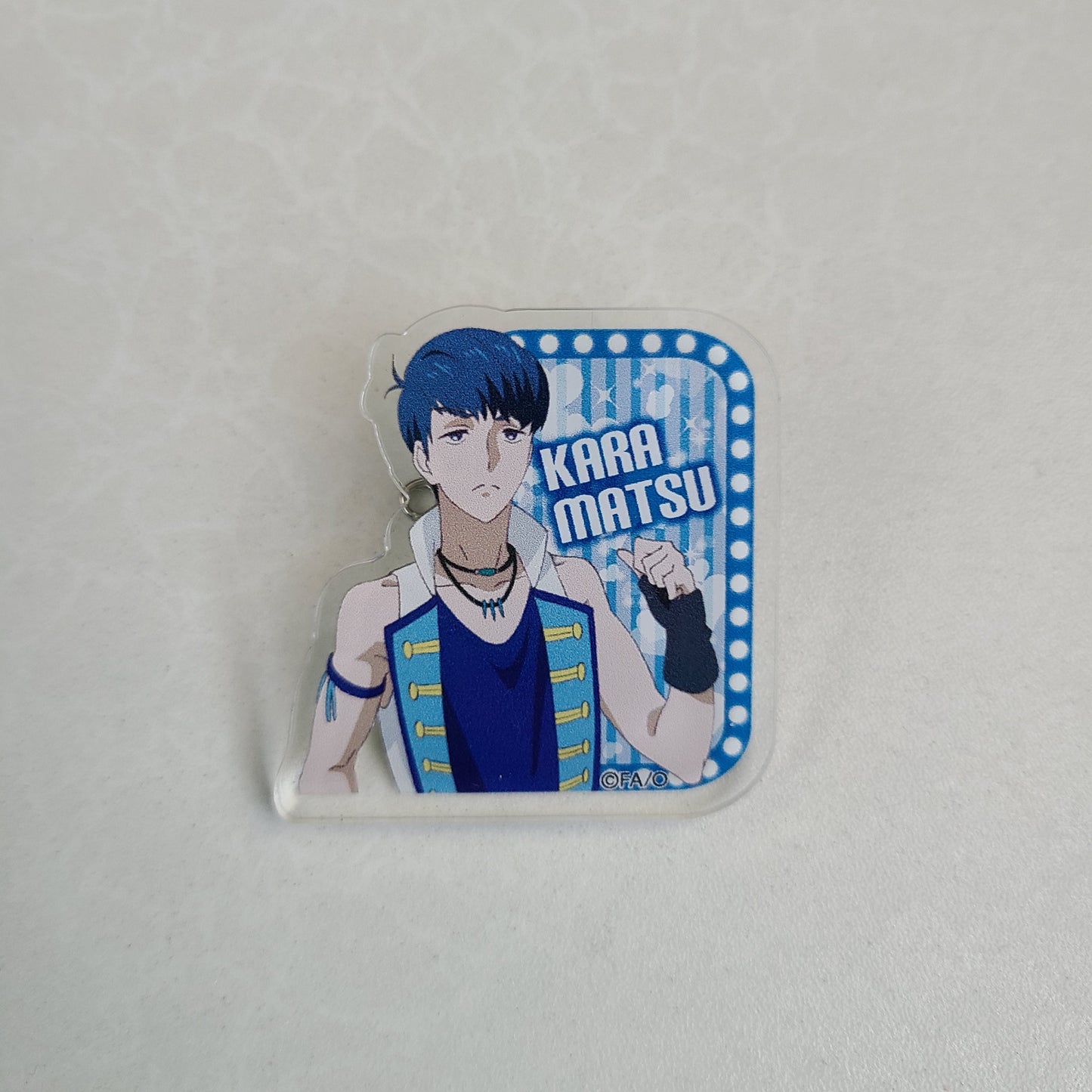 Pin acrílico Karamatsu Matsuno