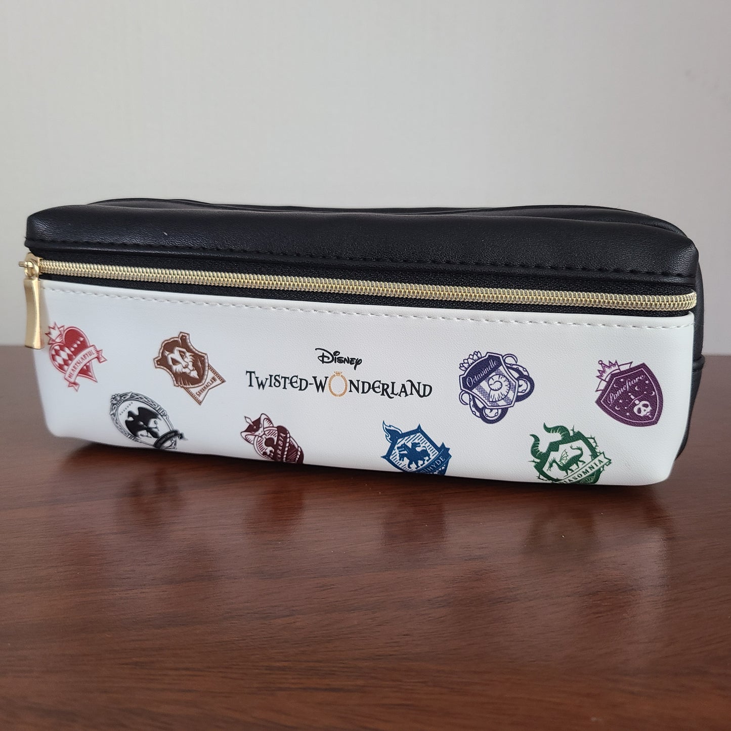 Estuche Twisted Wonderland