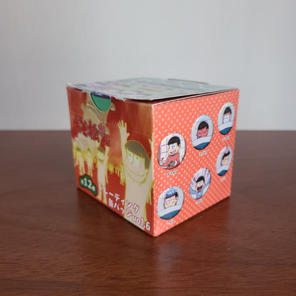 Set de chapitas Osomatsu-san