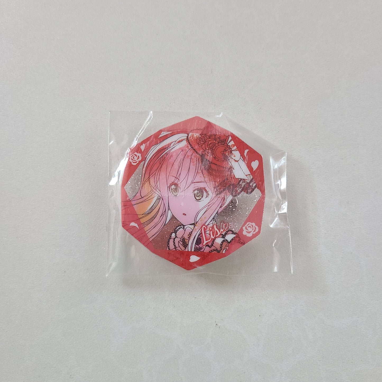 Pin acrílico Lisa Imai