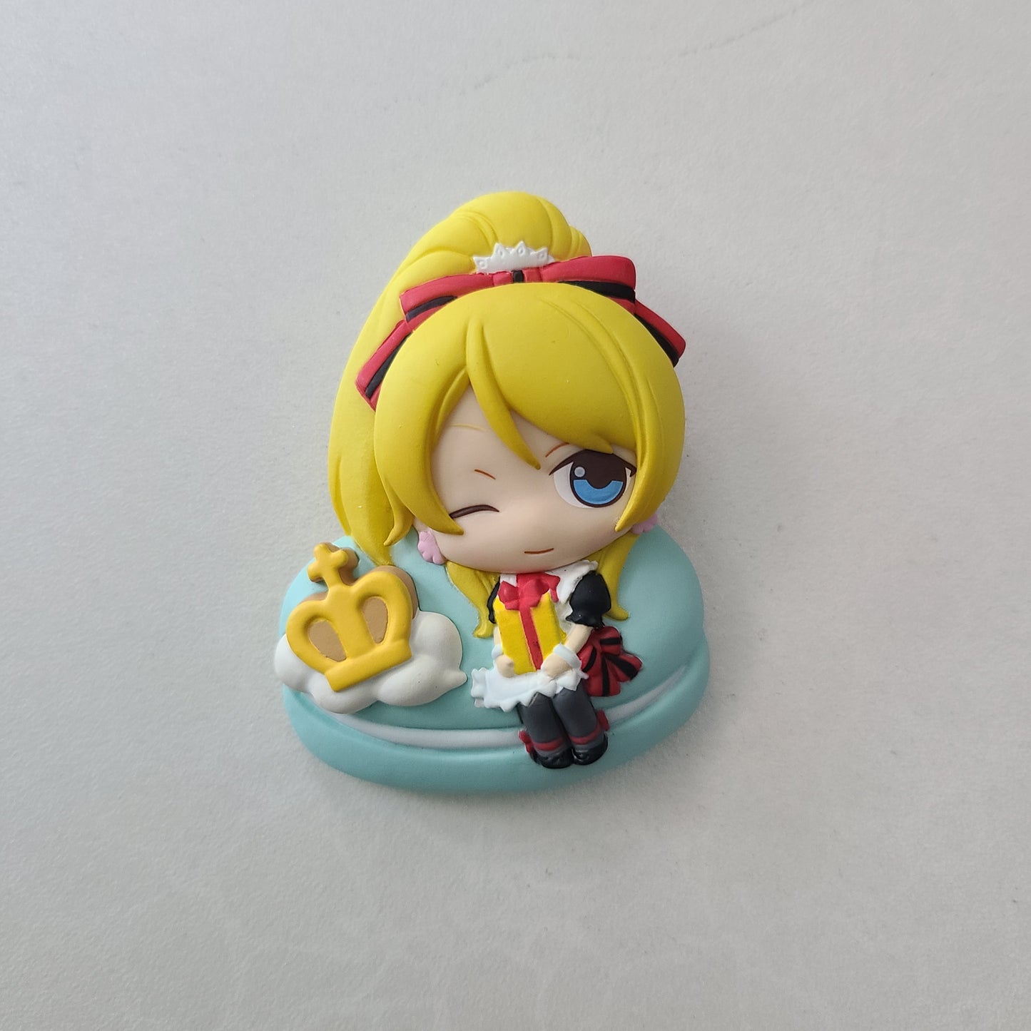 Pin de PVC Eli Ayase