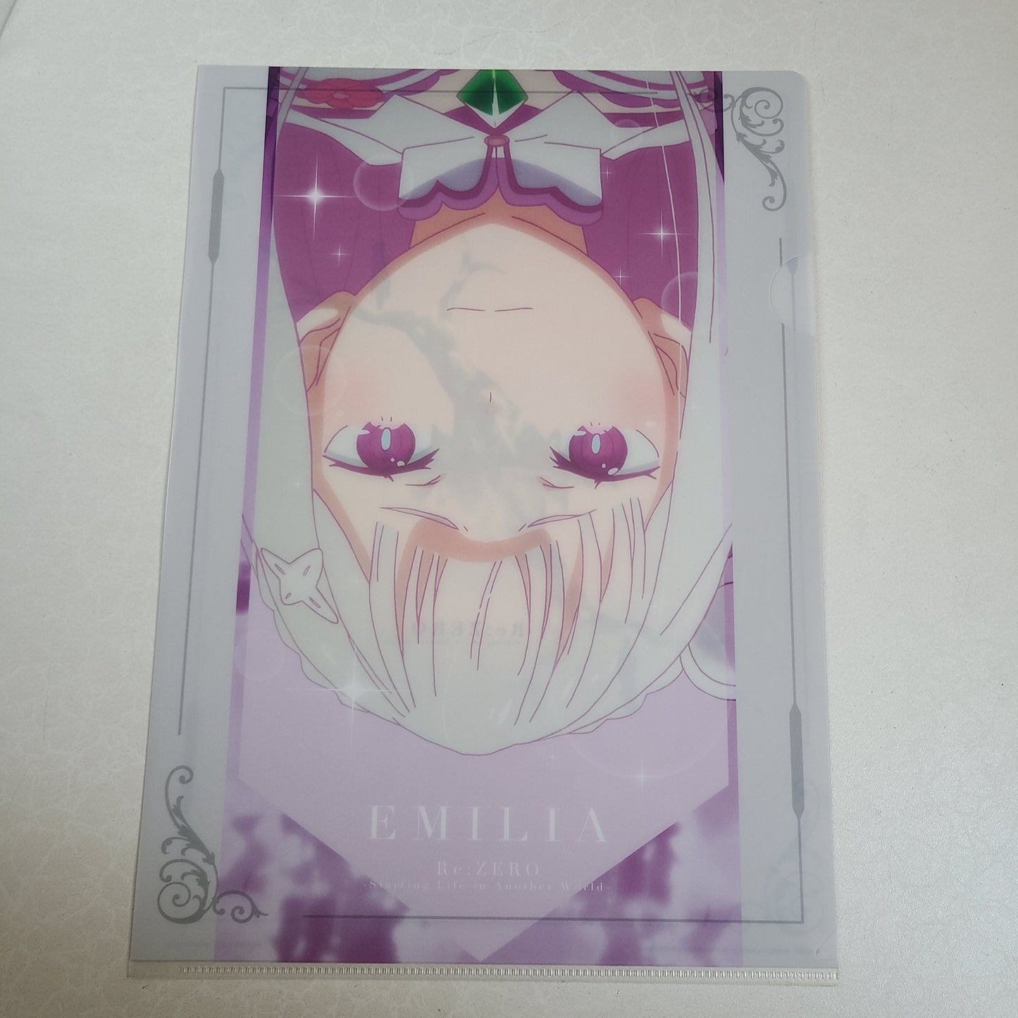 Carpeta single Emilia