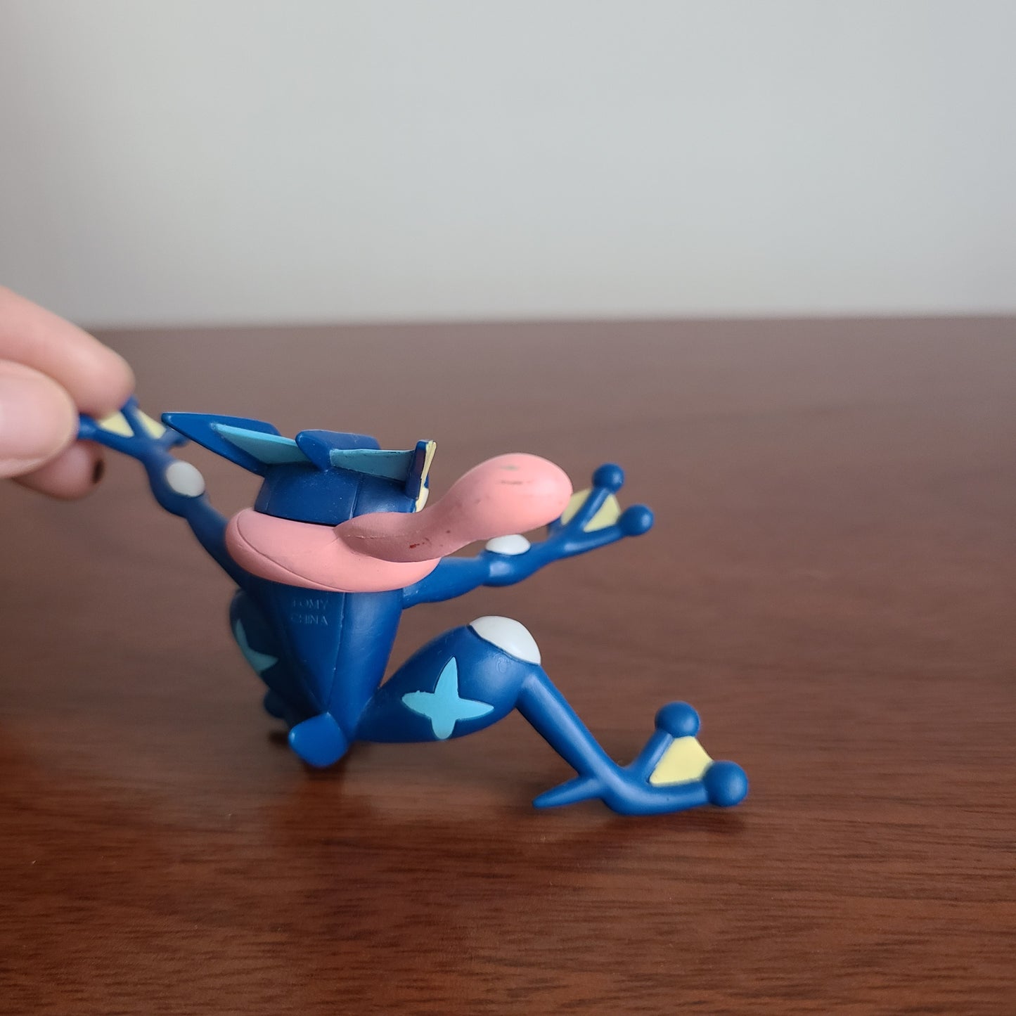 GRENINJA (TOMY)