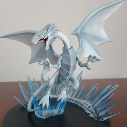 DRAGON BLANCO DE OJOS AZULES - CRAFT FIGURE (SK JAPAN)