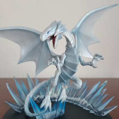 DRAGON BLANCO DE OJOS AZULES - CRAFT FIGURE (SK JAPAN)