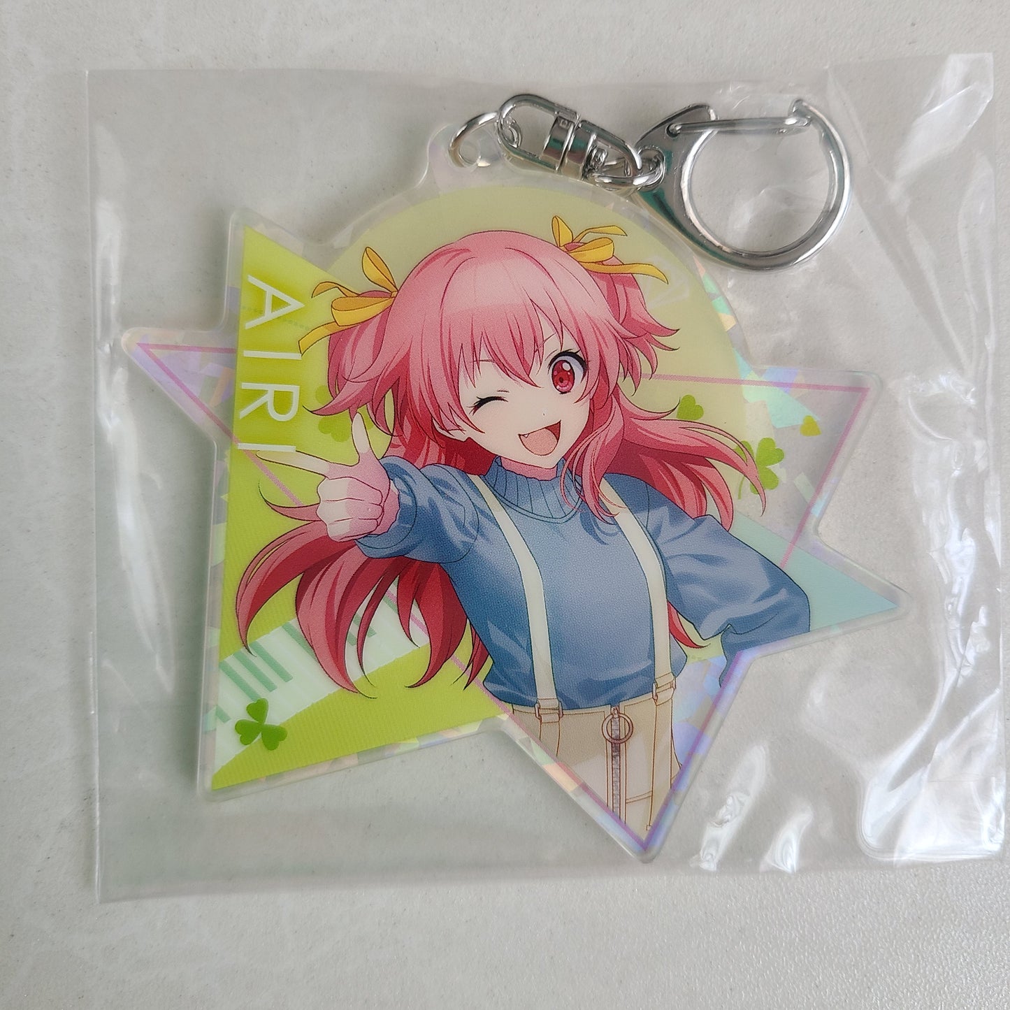 Llavero acrilico Airi Momoi
