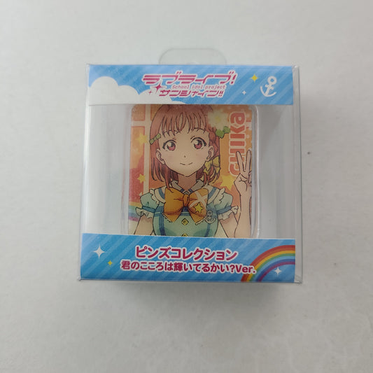 Pin metálico Chika Takami