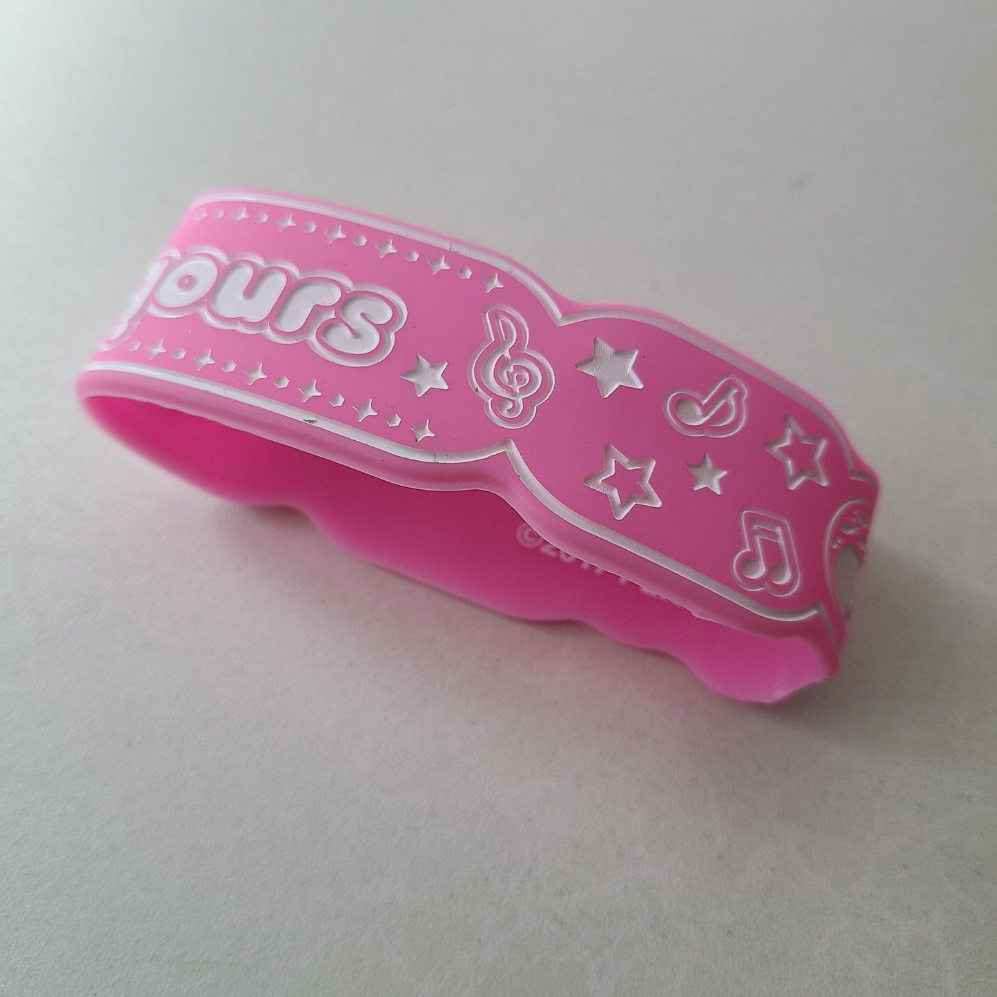 Pulsera de goma Riko Sakurauchi